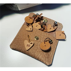 RAGLANSETT - maskemarrer med GISMO dimsepung - Brun